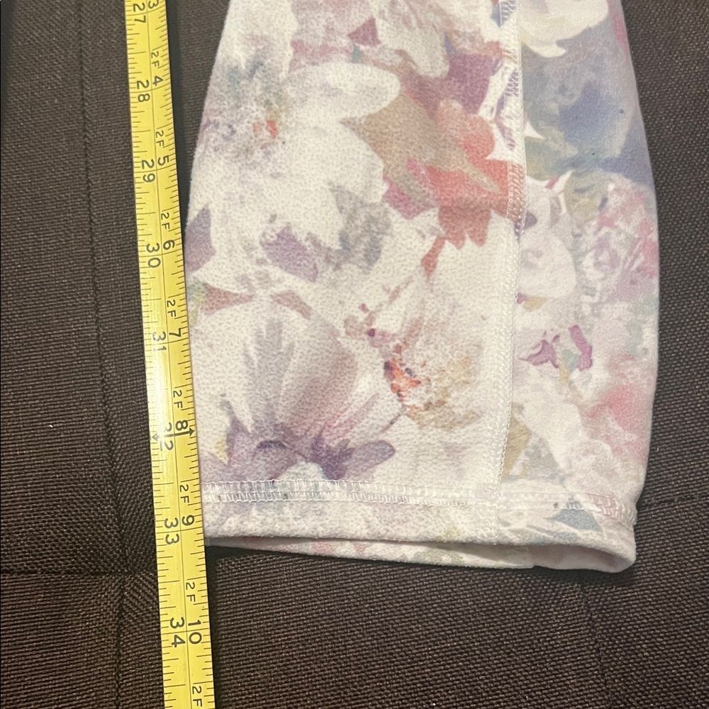 #1129= Floral High-Waisted Leggings - Picture 3 of 5
